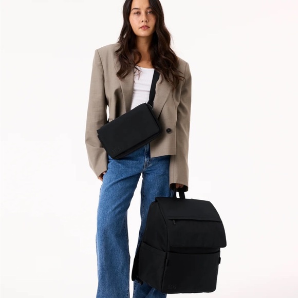 BEIS Ultimate Diaper Bag- sold out new version - Picture 5 of 10